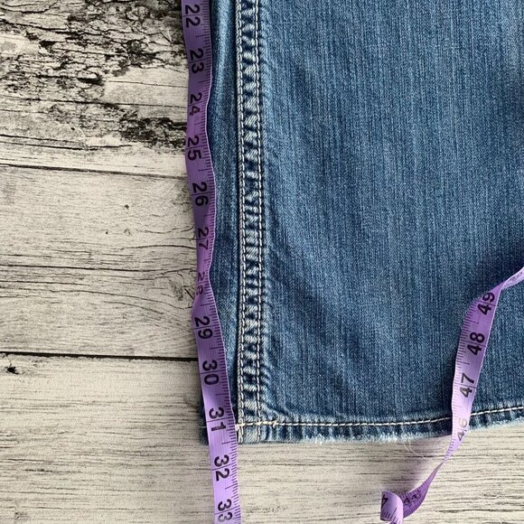 Vintage Silver Tuesday Low Rise Bootcut Distressed Light Wash Denim Flare Jeans - Picture 14 of 16